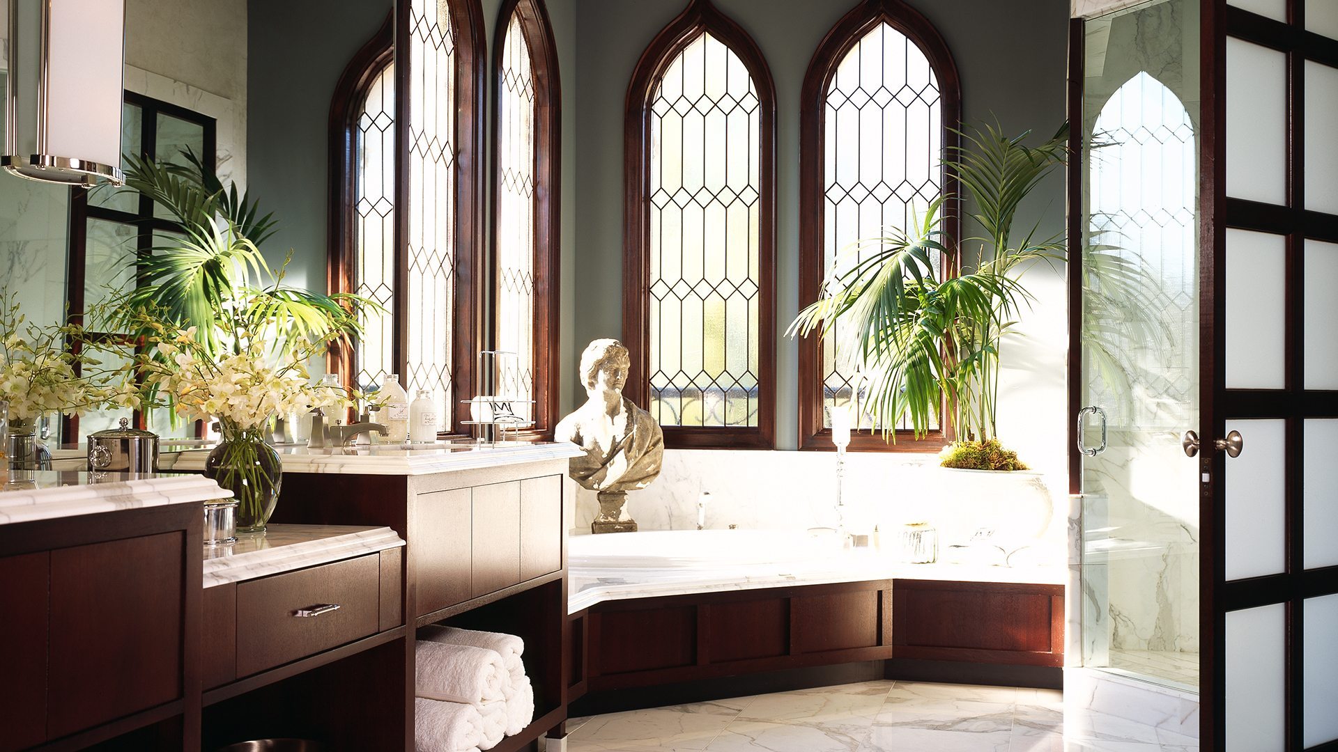Traditional Design Venetian Elegance Bathroom