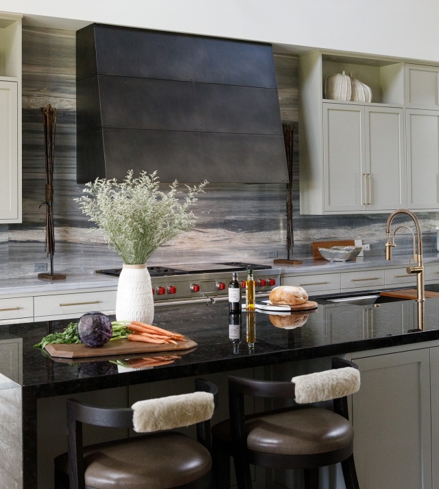 The heart of the home 🤎 #kitchen #kitchendesign #interiordesign #ranchhome #ranchkitchen #pinecreeksportingclub