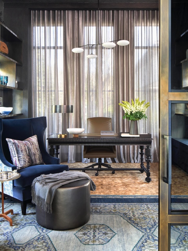 Monday…a fresh start, a new chance, a blank page! #homeoffice #jupiter #bearsclub #luxuryhomes #interiordesign #luxurydesign #officedesign