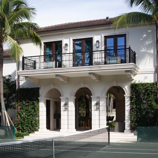 Lovingly called the Wimbledon Room - game, set, match. 🎾❤️ #PalmBeach #Outdoorliving #tennis #wimbledon #interiordesign #exteriordesign