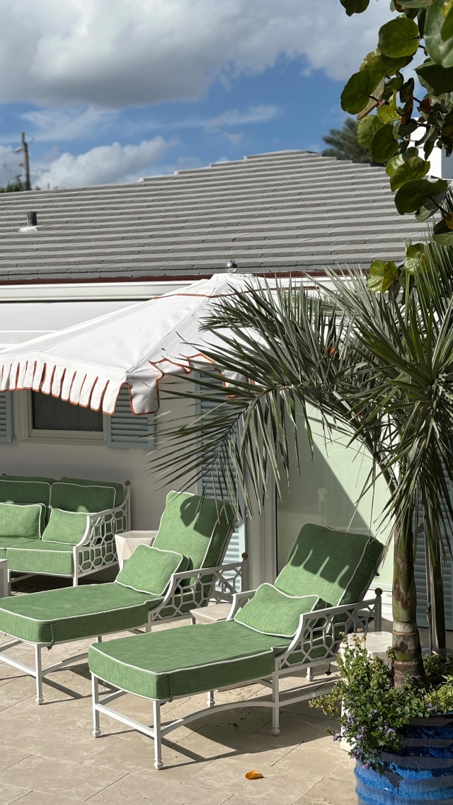 BTS with @jessglynnphoto 📸 Photos of this lovely home in Ocean Ridge coming soon! #photoshoot #interiordesign #oceanridge