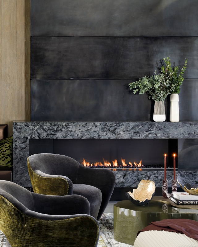 Cozy for the holidays 🌲 #fireplacedesign #fireplace #interiordesign #luxuryhomes #bearsclub