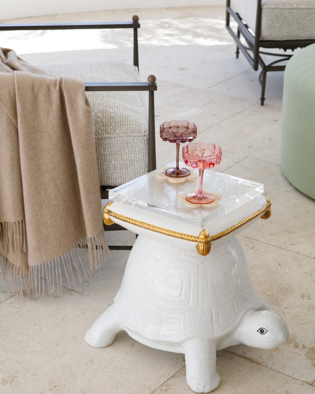 Cheers to the last day of 2025 🥂 How's everyone ringing in the New Year?