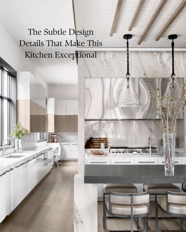 So much more than just a beautiful kitchen. Swipe to hear from our lead designers on this stunning (location) project on it's stand-out design details.