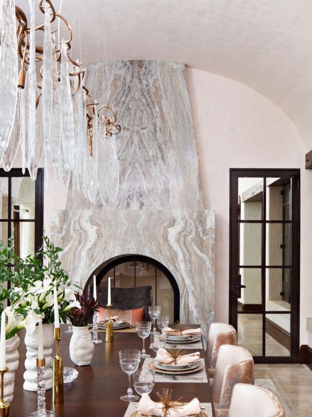 A moment for the lighting – because it's never just functional in our book. Swipe to see what we mean.